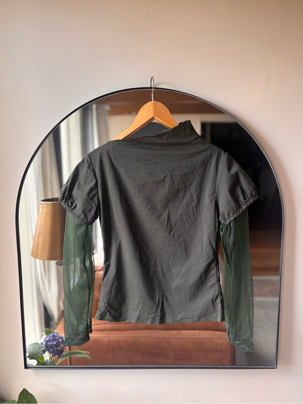 MARC FERRO | sheer sleeve mock neck top | size xs - Picture 3 of 5